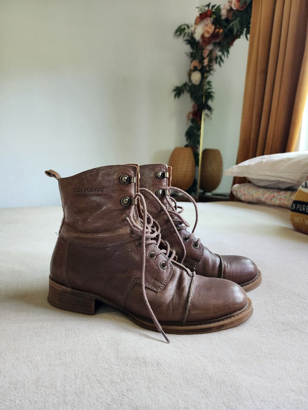 Ten Points Leather Pandora Boots Taupe 39
